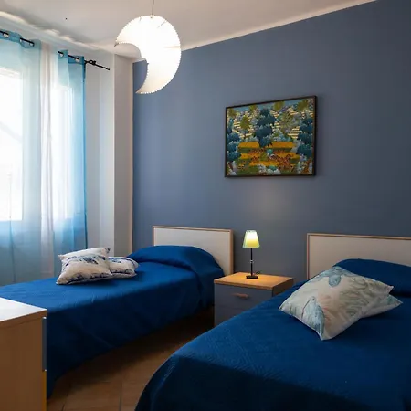 Villathomas * Campofelice Di Roccella