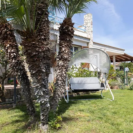 Villathomas Campofelice Di Roccella